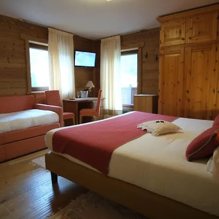 Granta Parey Hotel